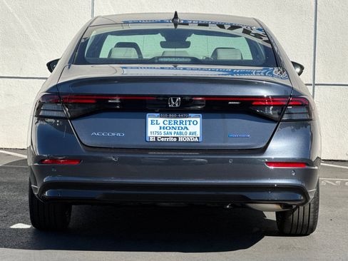 Used 2025 Honda Accord EX-L image 4