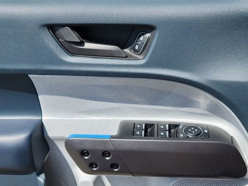 New 2025 Ford Maverick XLT w/ XLT Luxury Package image 6