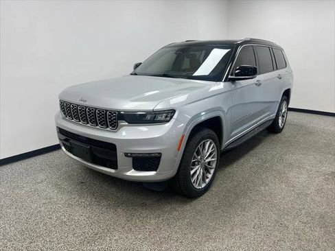 Certified 2022 Jeep Grand Cherokee L Summit w/ Advanced Protech Group IV image 18