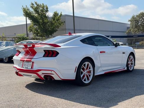 Used 2024 Ford Mustang GT Premium RWD image 6