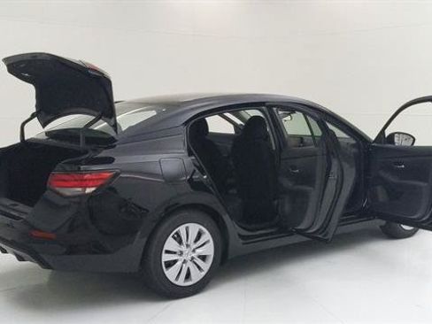 Used 2023 Nissan Sentra S FWD image 12