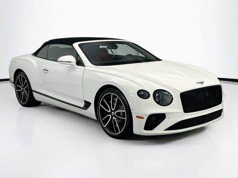 Used 2022 Bentley Continental GT image 10