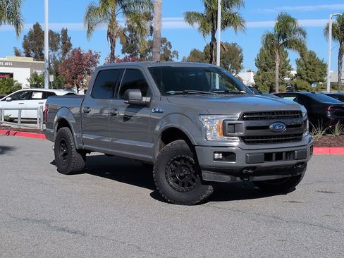 Used 2018 Ford F150 XLT w/ Equipment Group 302A Luxury image 2