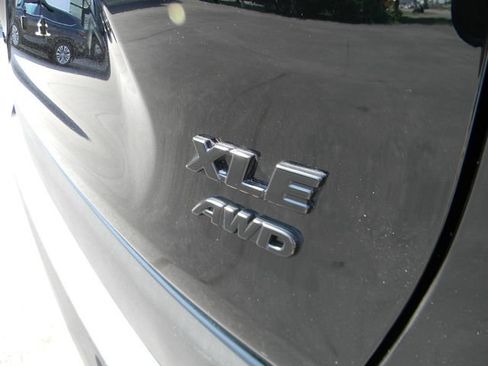 Used 2023 Toyota RAV4 XLE w/ XLE Grade Weather Package AWD/4WD image 7