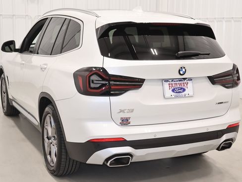 Used 2022 BMW X3 xDrive30i w/ Premium Package 2 (ZPA) image 7