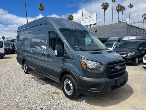 Used 2020 Ford Transit 250 148 High Roof Extended RWD image 3