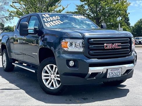 Used 2018 GMC Canyon SLT w/ Driver Alert Package AWD/4WD image 2