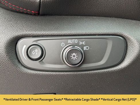 Used 2021 Chevrolet Blazer RS w/ Enhanced Convenience Package image 13