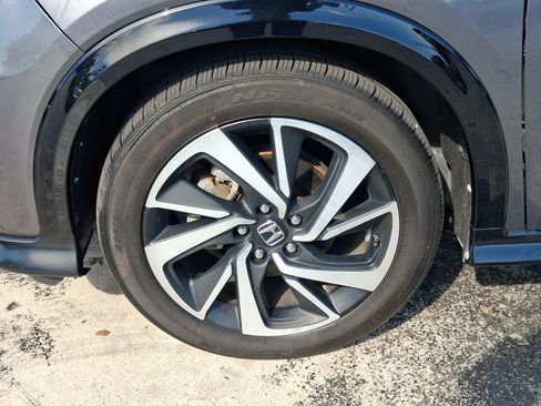 Used 2019 Honda HR-V Sport image 8