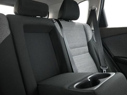 Used 2022 Nissan Rogue SV FWD image 18