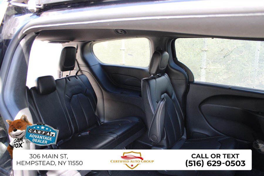 Used 2025 Chrysler Pacifica Select FWD image 27