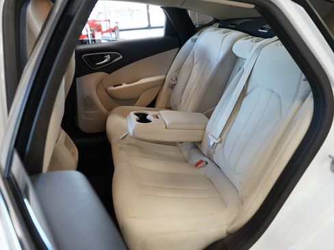 Used 2015 Chrysler 200 Limited w/ Convenience Group FWD image 39