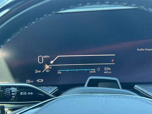 New 2025 Cadillac Escalade IQ Luxury 2 image 15