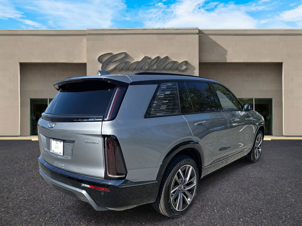 New 2026 Cadillac Vistiq Sport w/ LPO, Floor Liner Package AWD/4WD image 3