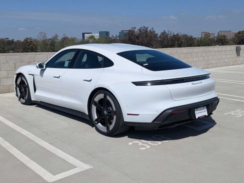 New 2025 Porsche Taycan 4S image 3
