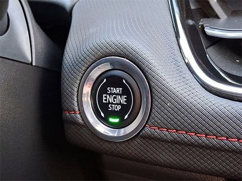 Used 2024 Chevrolet TrailBlazer RS w/ Convenience Package image 16