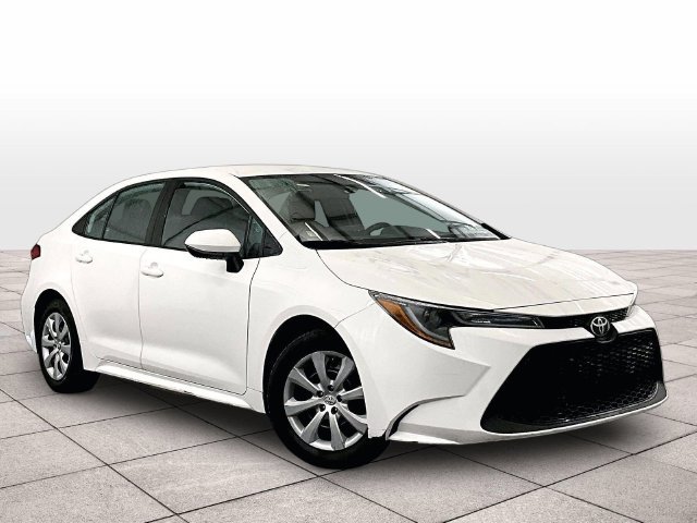 Used 2022 Toyota Corolla LE FWD image 2
