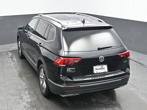 Used 2021 Volkswagen Tiguan SE AWD/4WD image 33