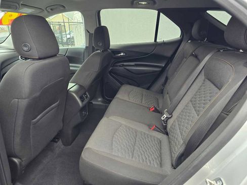 Used 2019 Chevrolet Equinox LT image 32