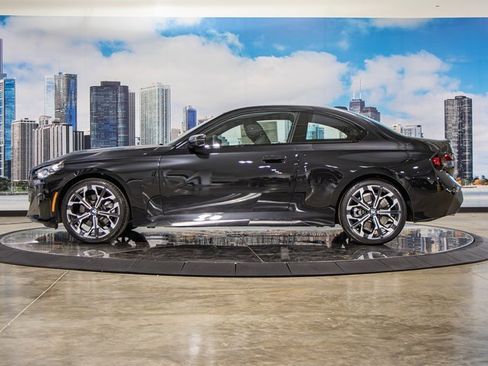 Used 2025 BMW 230i xDrive 230i xDrive w/ Convenience Package image 6