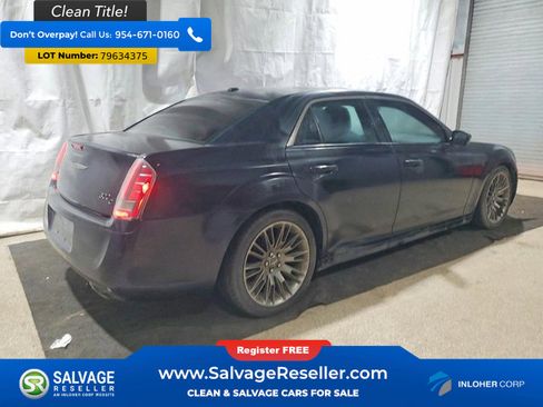 Used 2013 Chrysler 300 C image 4