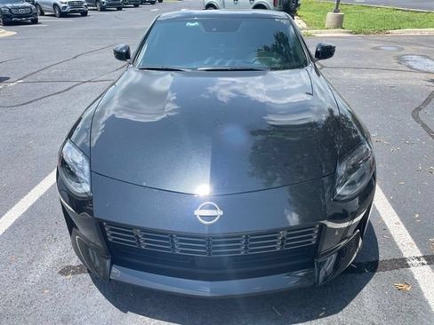 Used 2023 Nissan Z w/ Floor Mat Package (L93) RWD image 2
