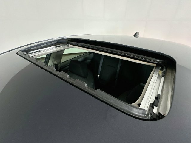 Certified 2025 Honda Accord SE image 9