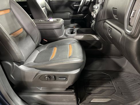 Used 2019 GMC Sierra 1500 AT4 w/ AT4 Premium Package image 16