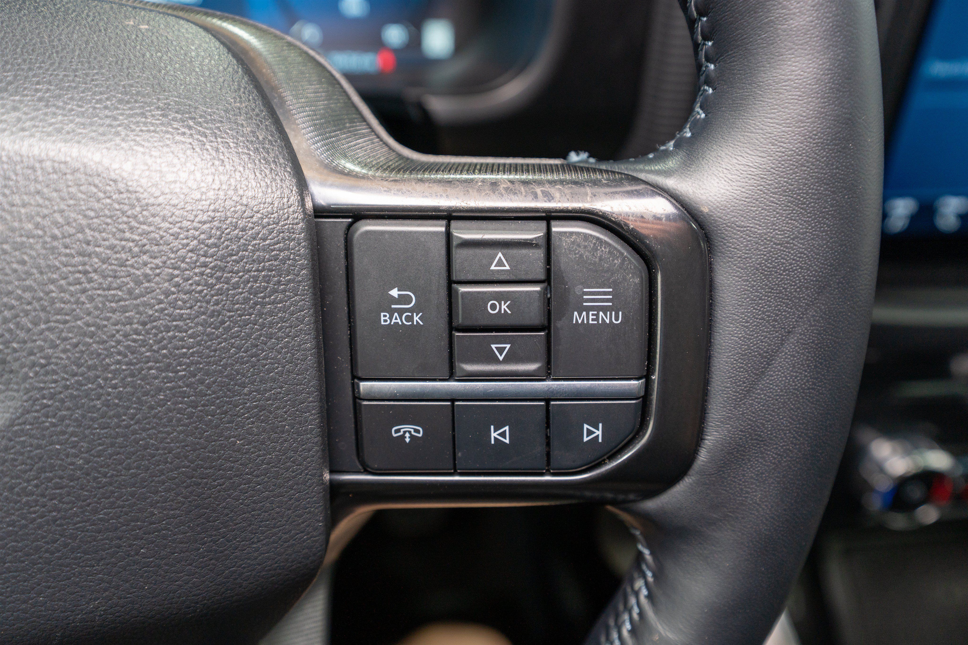Used 2025 Ford F150 Platinum AWD/4WD image 37
