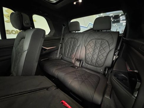Used 2026 BMW X7 xDrive40i w/ Executive Package AWD/4WD image 26