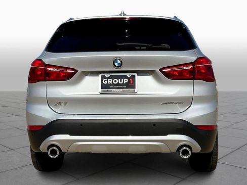 Used 2021 BMW X1 xDrive28i w/ Convenience Package image 4