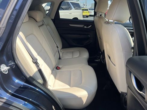 Used 2019 MAZDA CX-5 Touring image 36