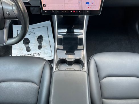 Used 2019 Tesla Model 3 Standard Range Plus RWD image 21