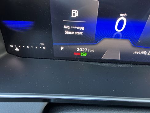 Certified 2025 Volkswagen Jetta S image 19