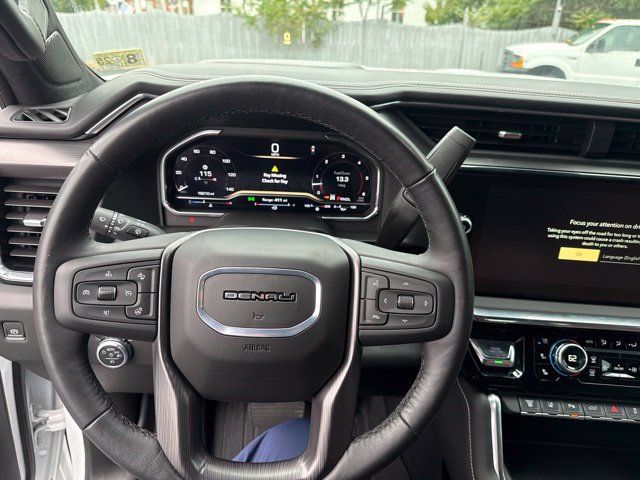 Used 2024 GMC Sierra 2500 Denali Ultimate AWD/4WD image 14