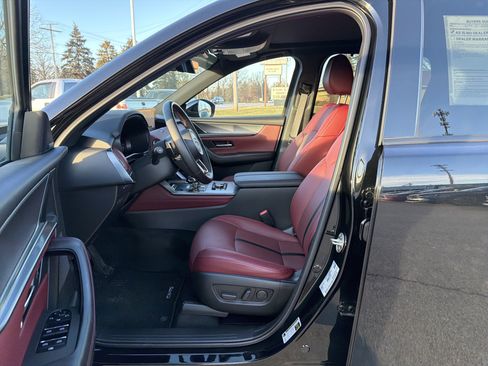 Certified 2025 MAZDA CX-70 Plug-In Hybrid w/ Premium Plus image 12