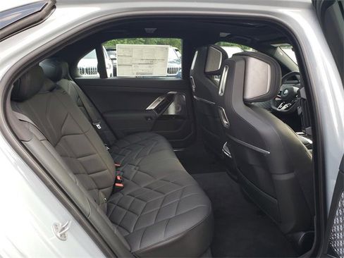 New 2025 BMW 760i xDrive image 16