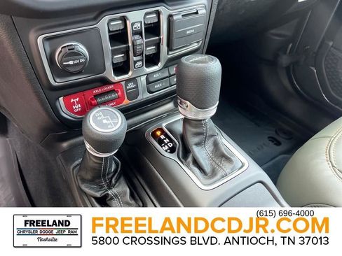 New 2025 Jeep Gladiator Mojave w/ Convenience Group image 13