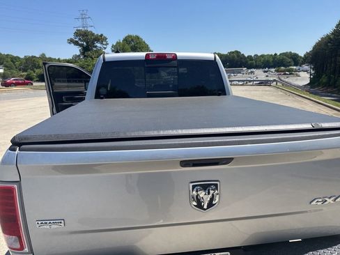 Used 2017 RAM 1500 Laramie w/ Convenience Group AWD/4WD image 12