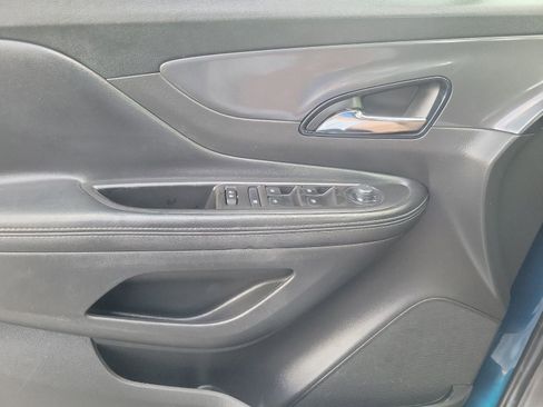 Used 2020 Buick Encore Preferred w/ Safety Package FWD image 18