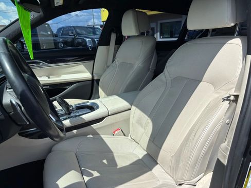 Used 2016 BMW 740i RWD image 5