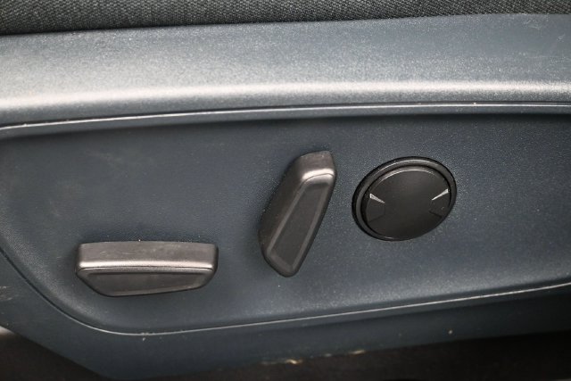 Certified 2025 Ford Maverick XLT w/ Equipment Group 301A AWD/4WD image 12