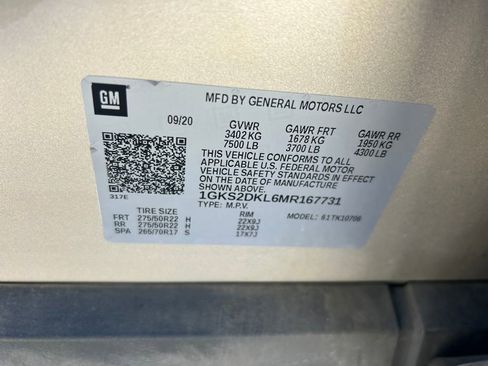 Used 2021 GMC Yukon Denali w/ Denali Premium Package image 10