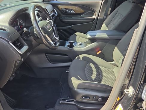 Used 2021 GMC Terrain SLE w/ Driver Convenience Package FWD image 9