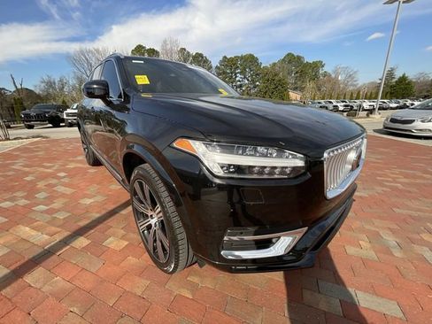 Used 2023 Volvo XC90 B6 Ultimate w/ Protection Package Premier image 9