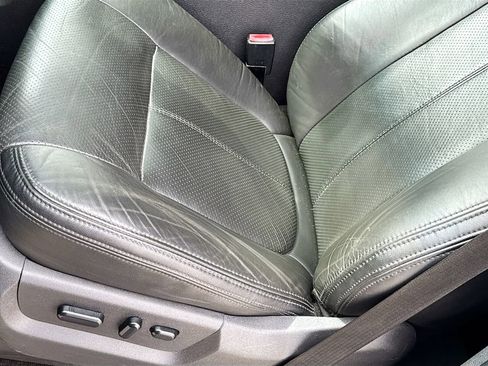 Used 2015 Ford F450 Platinum w/ FX4 Off Road Package image 18