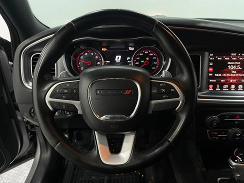 Used 2016 Dodge Charger R/T w/ Navigation & Travel Group RWD image 21