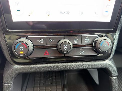 Certified 2025 Ford Ranger XLT image 30