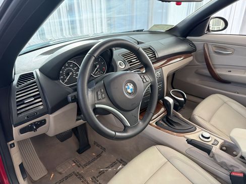 Used 2008 BMW 128i Convertible RWD image 4