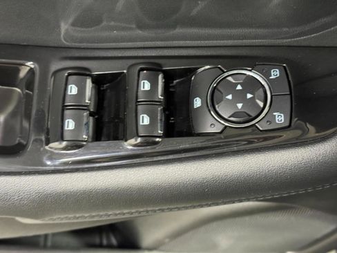 Used 2017 Ford Edge SEL w/ Equipment Group 201A image 23